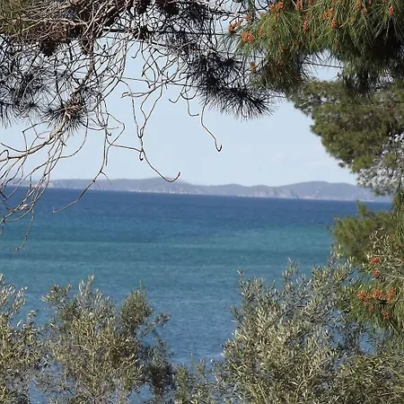 Hotel Pefka &